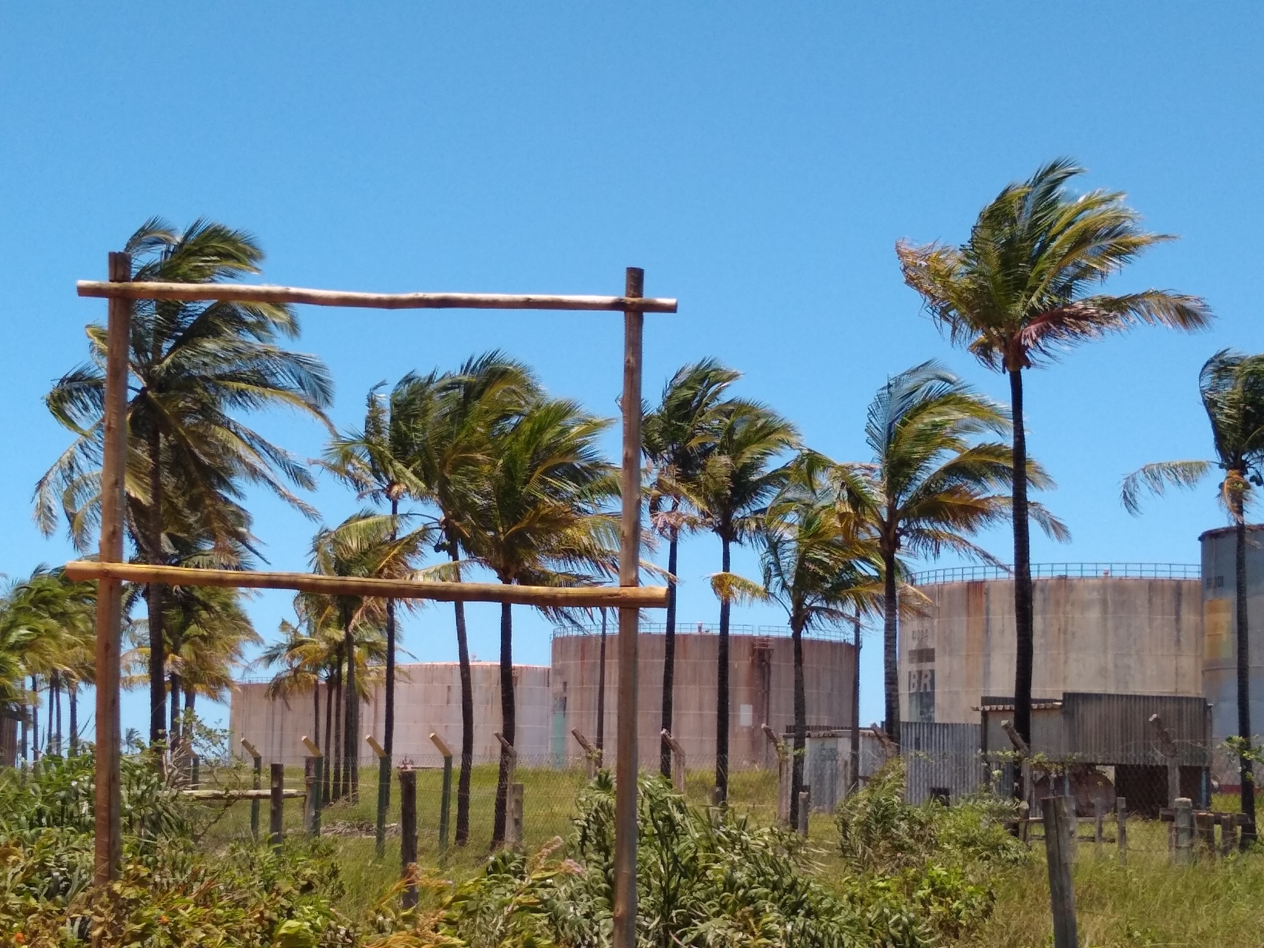 Creado Image 1. Oil storage tanks in Regência Augusta Beach